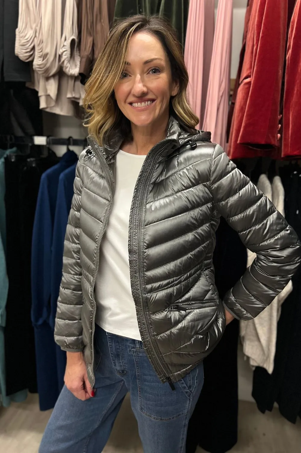 Platinum Down-Filled Puffer Jacket - Ultimate Warmth and Style