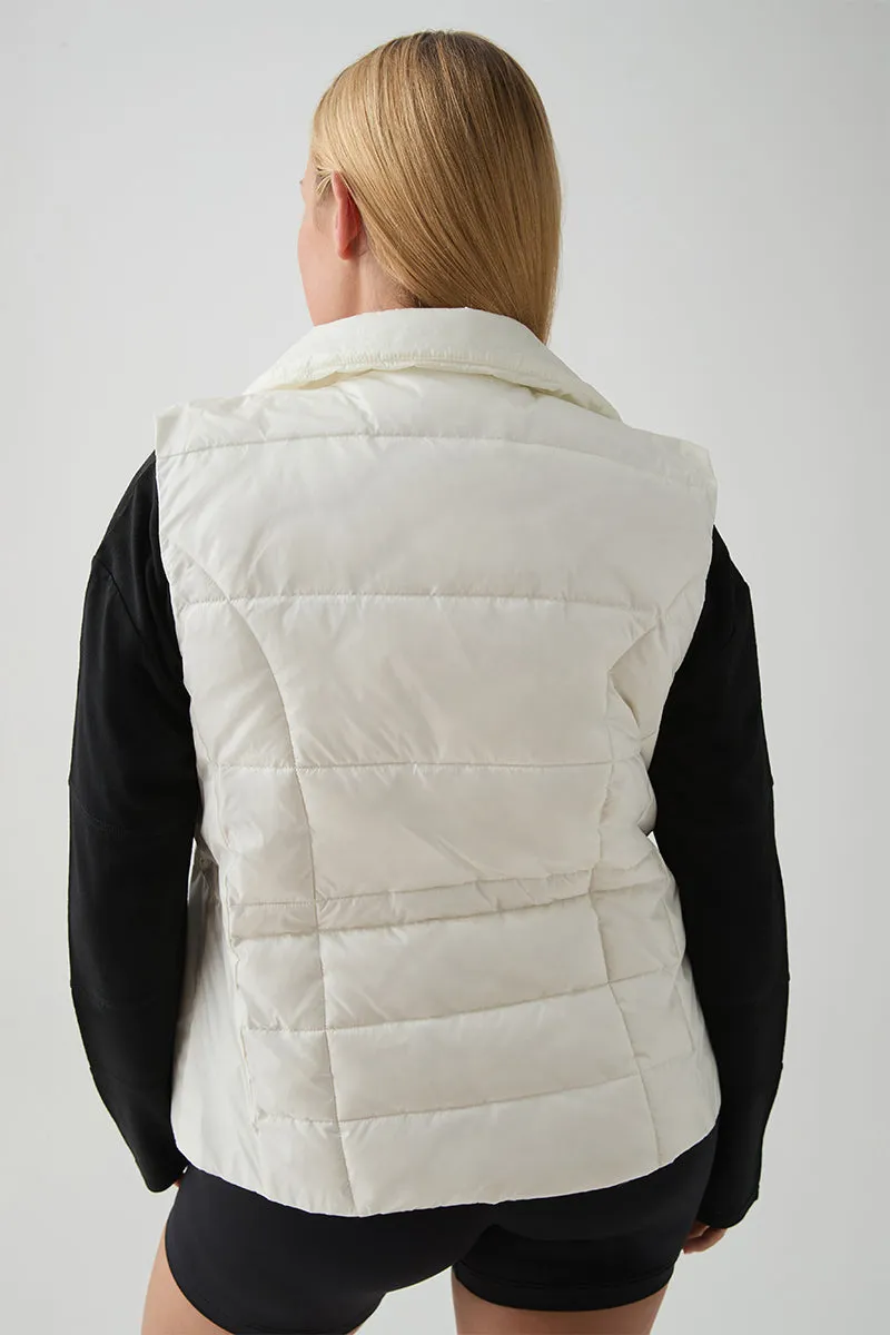 Essential Puffer Vest 722