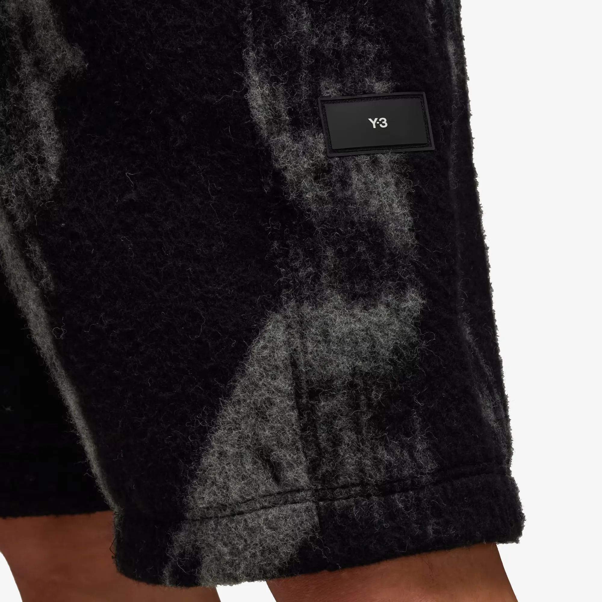 FUZZY FLEECE SHORTS 'BLACK'