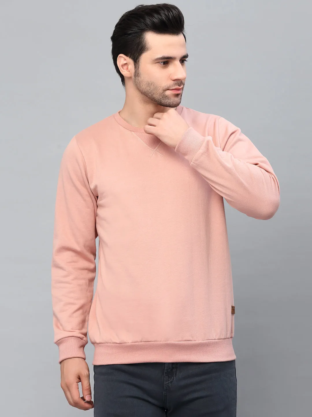 Sure, heres an optimized title with modifiers for the e-commerce product:

Cozy Casual Round Neck Fleece Sweatshirt for Men & Women - Warm, Soft, and Stylish