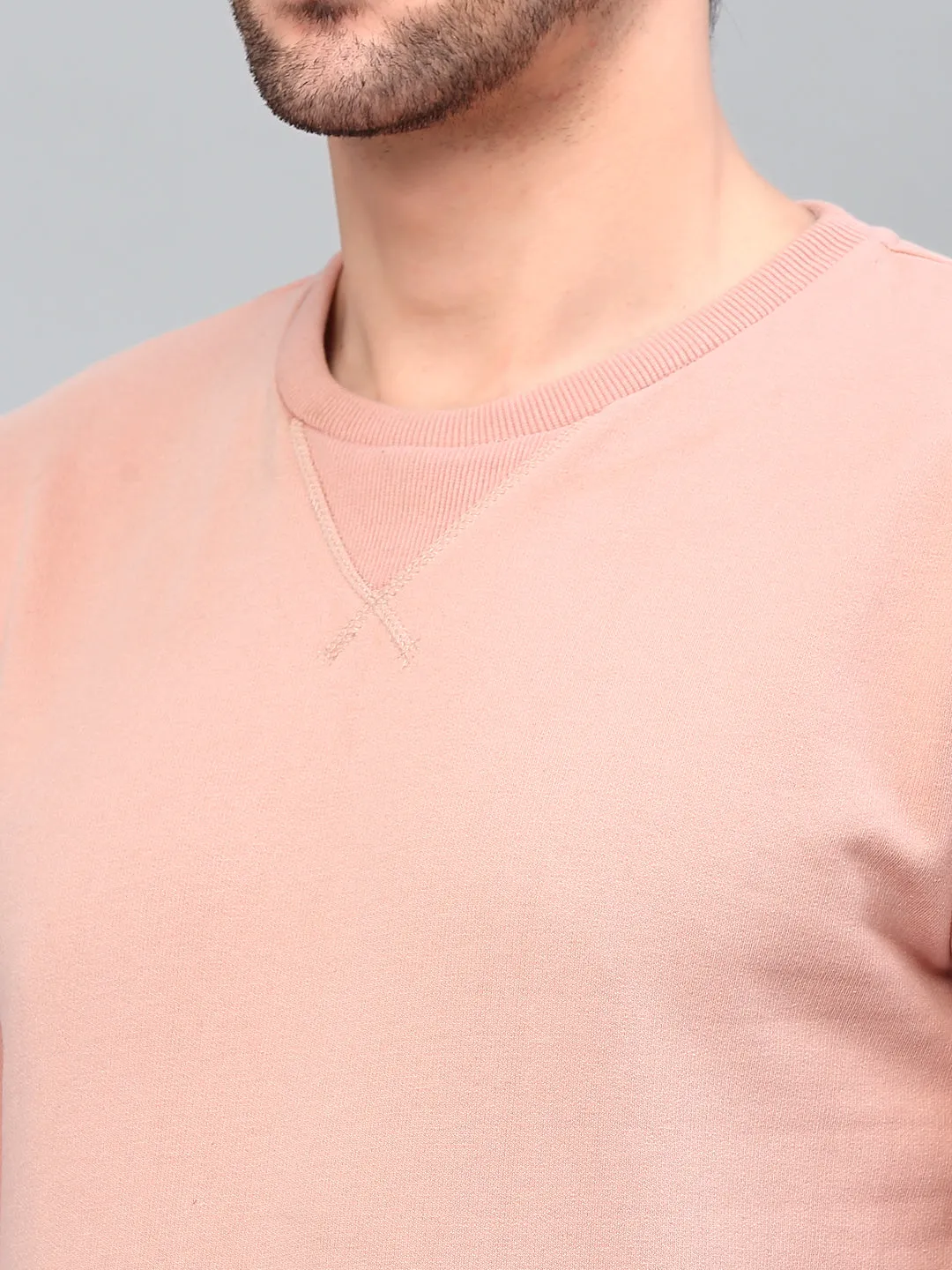 Sure, heres an optimized title with modifiers for the e-commerce product:

Cozy Casual Round Neck Fleece Sweatshirt for Men & Women - Warm, Soft, and Stylish