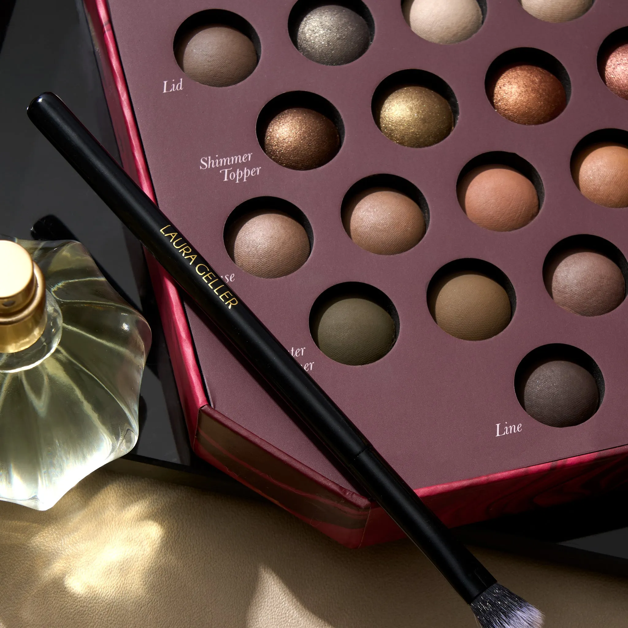 The Ultimate Palette Warm & Wonderful 31 Baked Eyeshadows